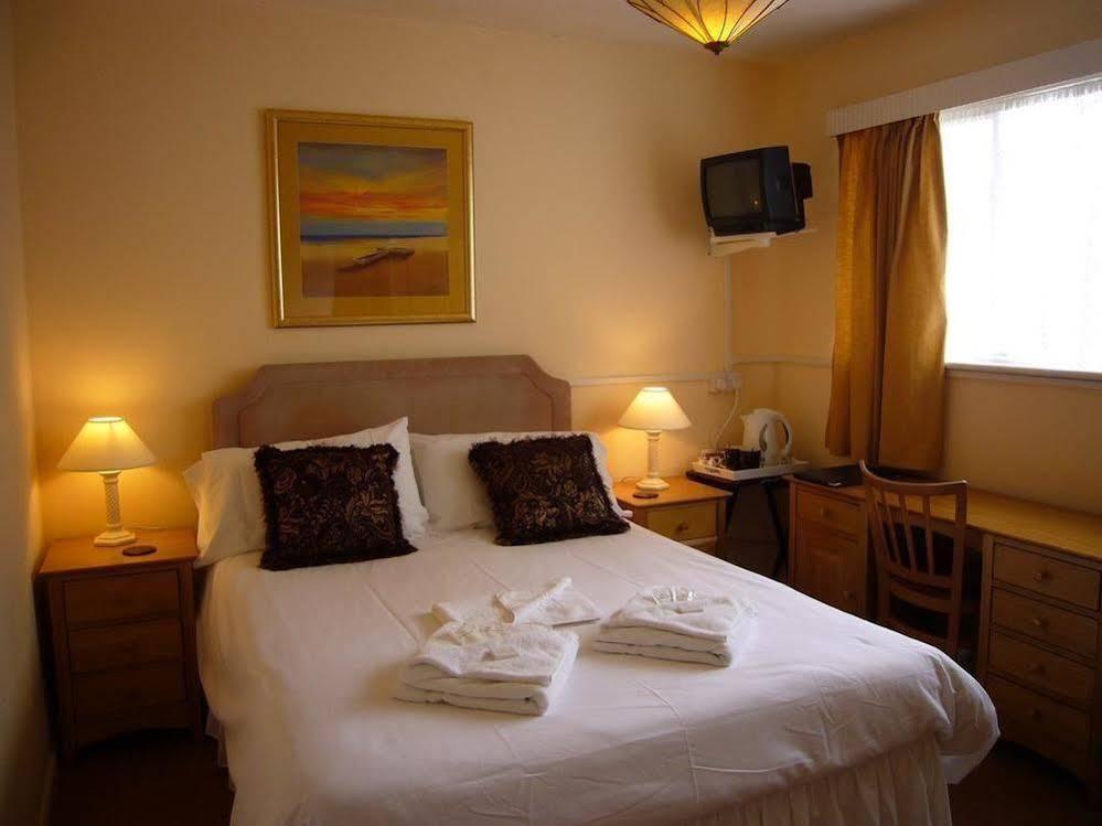 Mayfair Hotel - Isle Of Wight Shanklin Bagian luar foto