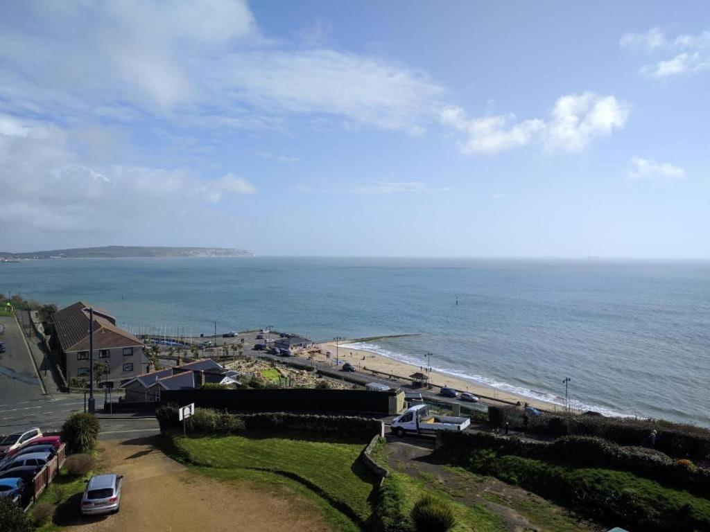 Mayfair Hotel - Isle Of Wight Shanklin Bagian luar foto