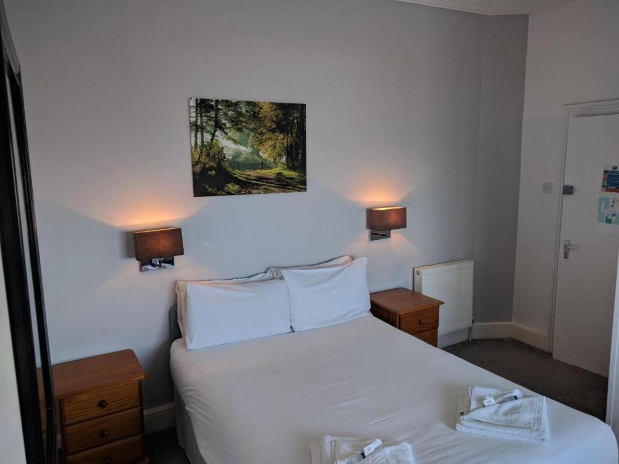 Mayfair Hotel - Isle Of Wight Shanklin Bagian luar foto