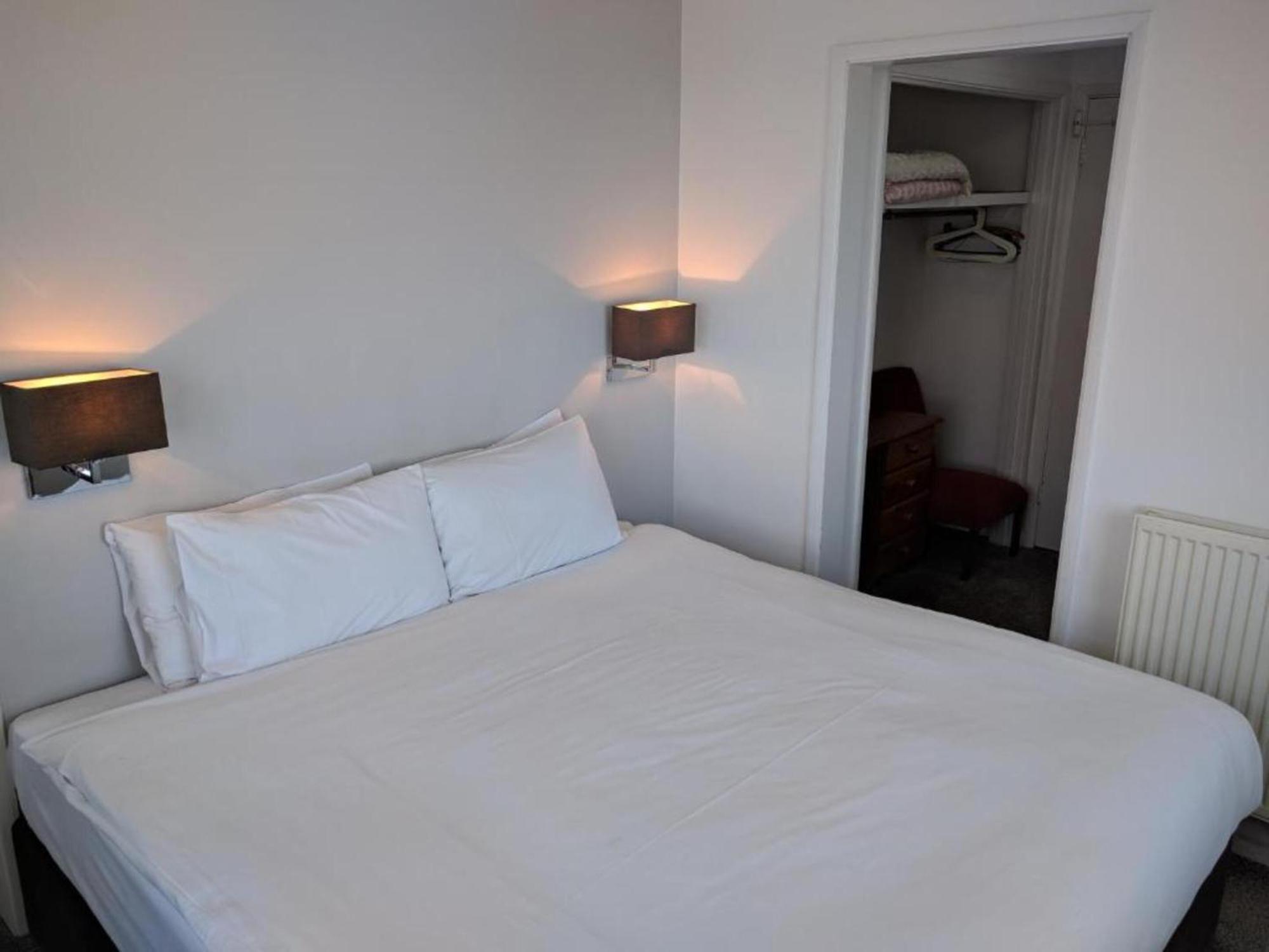 Mayfair Hotel - Isle Of Wight Shanklin Bagian luar foto